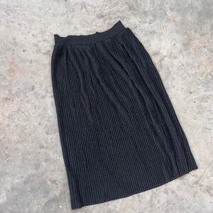 Pleated Zara midi skirt